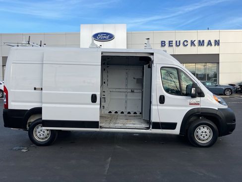 Used 2020 RAM ProMaster 2500 w/ Interior Convenience Group image 28