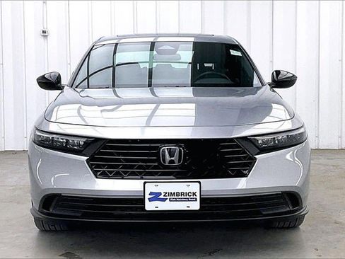 Certified 2023 Honda Accord Sport image 3