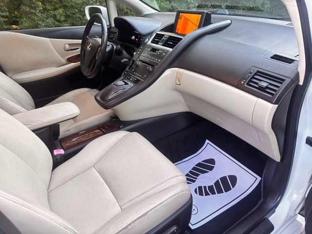 Used 2010 Lexus HS 250h w/ Preferred Accessory Package FWD image 12