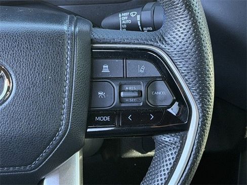 Used 2024 Toyota Tundra Platinum image 16