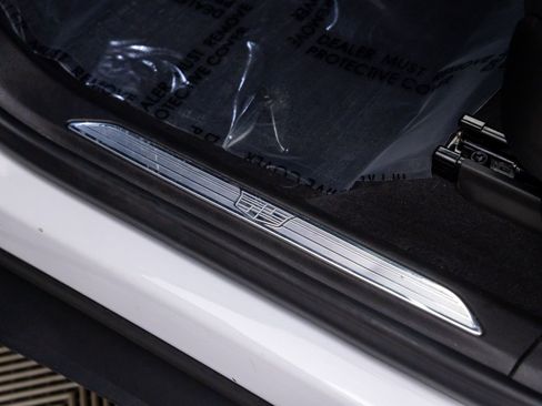 Certified 2022 Cadillac XT5 Sportv w/ LPO, Floor Liner Package image 20