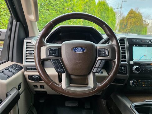 Used 2019 Ford F250 Limited image 22