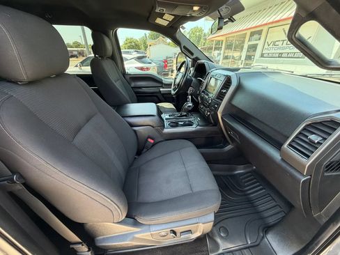 Used 2017 Ford F150 XLT w/ Equipment Group 302A Luxury AWD/4WD image 10
