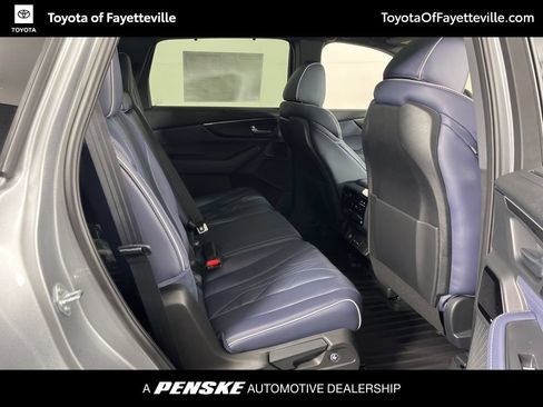 Used 2026 Acura MDX Type S AWD/4WD image 9