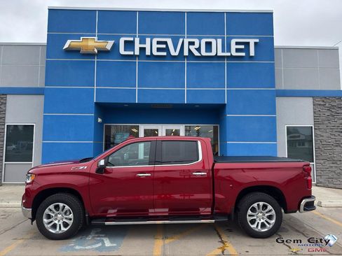 Used 2024 Chevrolet Silverado 1500 LTZ w/ LTZ Premium Package AWD/4WD image 1