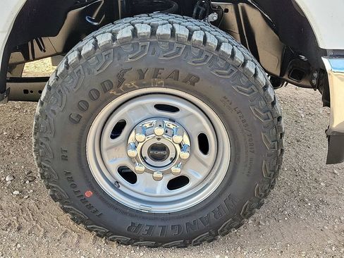 New 2026 Ford F350 XL w/ XL Off-Road Package AWD/4WD image 14