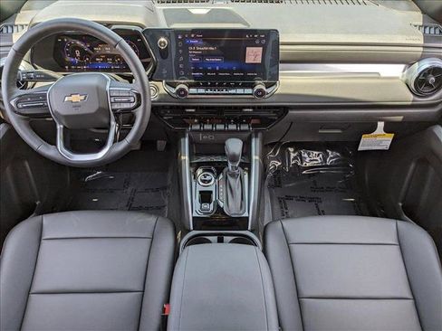 New 2024 Chevrolet Colorado LT w/ LT Convenience Package III image 14