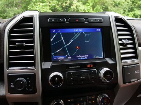 Used 2021 Ford F350 King Ranch w/ King Ranch Ultimate Package AWD/4WD image 18