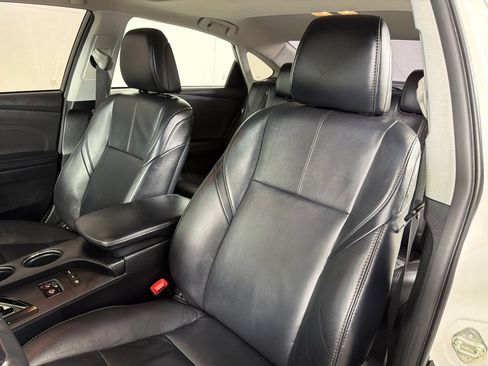 Used 2013 Toyota Avalon XLE Touring FWD image 11
