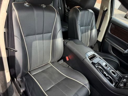 Used 2015 Jaguar XJ L Portfolio RWD image 9