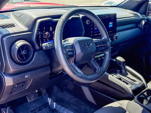 Certified 2023 Chevrolet Colorado Trail Boss w/ Advanced Trailering Package AWD/4WD image 8