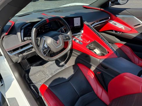 Used 2020 Chevrolet Corvette Stingray Preferred Cpe w/ 2LT Preferred Equipment Group RWD image 20