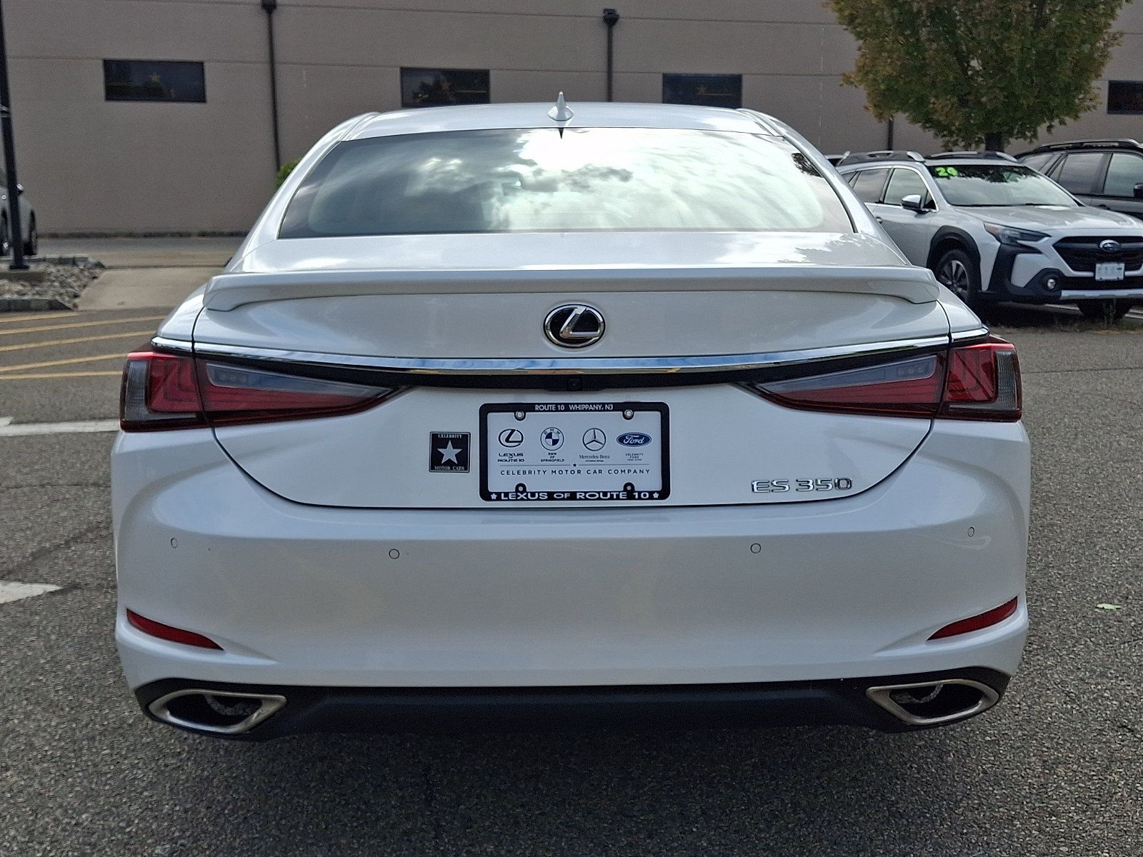 Certified 2023 Lexus ES 350 w/ Premium Package FWD image 5