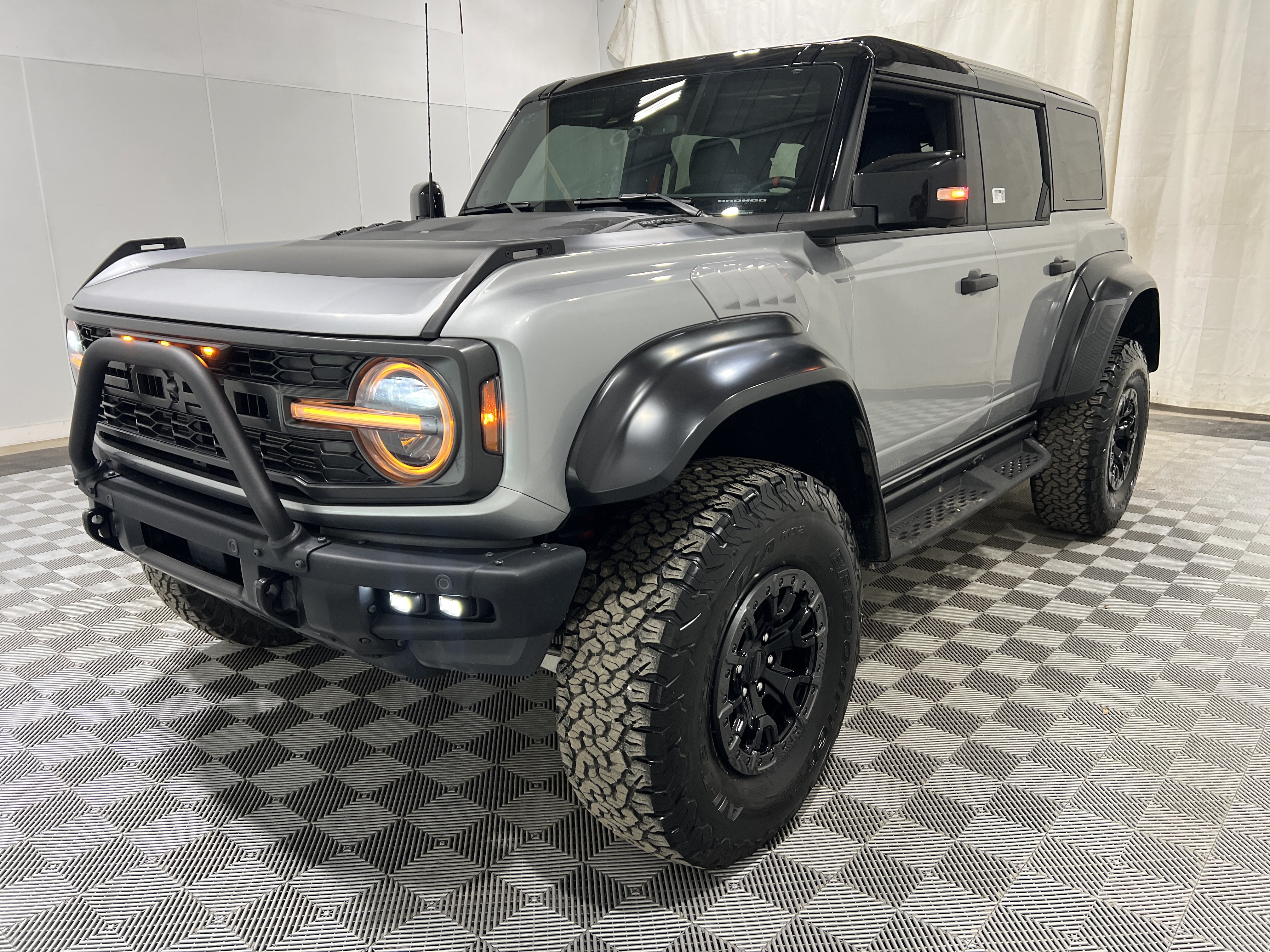 Used 2024 Ford Bronco Raptor AWD/4WD image 1