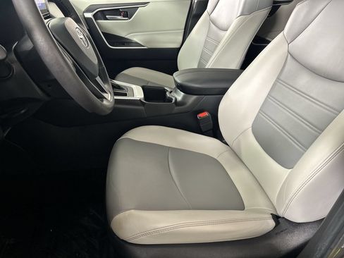 Used 2024 Toyota RAV4 XLE Premium w/ Weather Package FWD image 21