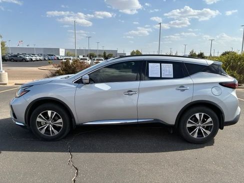 Used 2020 Nissan Murano SV FWD image 3