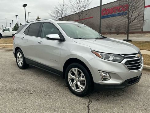 Used 2019 Chevrolet Equinox Premier image 2
