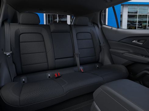 New 2026 Chevrolet Equinox EV LT image 41