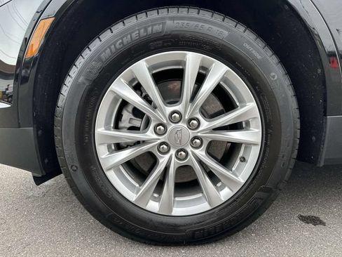 Certified 2025 Cadillac XT5 Luxury w/ LPO, Floor Liner Package FWD image 11