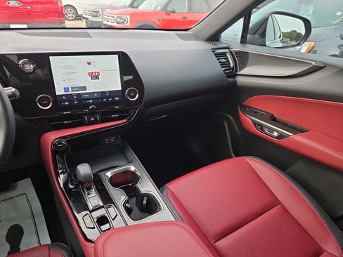 Used 2023 Lexus NX 250 FWD image 27