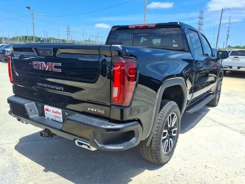 New 2026 GMC Sierra 1500 AT4 w/ AT4 Premium Package AWD/4WD image 7