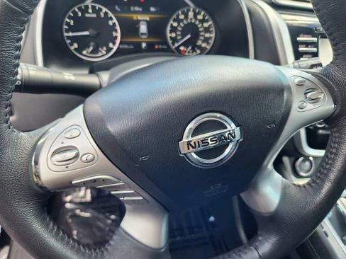 Used 2015 Nissan Murano Platinum w/ Cargo Package AWD/4WD image 19