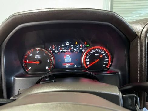 Used 2015 GMC Sierra 2500 Denali RWD image 25