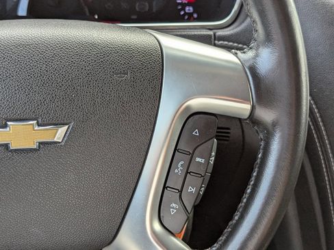 Used 2013 Chevrolet Traverse LT image 27