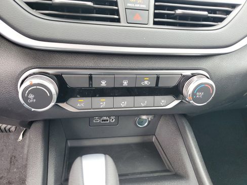 New 2025 Nissan Altima 2.5 S image 17