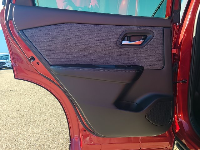 Certified 2023 Nissan Rogue SV AWD/4WD image 23