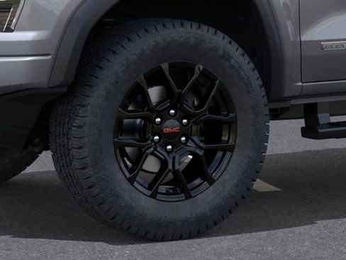 New 2026 GMC Canyon Elevation w/ Convenience Package image 9