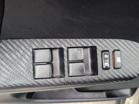 Used 2014 Toyota RAV4 LE AWD/4WD image 13