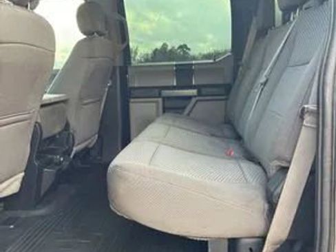 Used 2018 Ford F250 XLT w/ XLT Value Package image 14