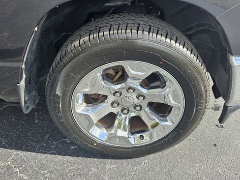 Used 2020 RAM 1500 Big Horn image 12