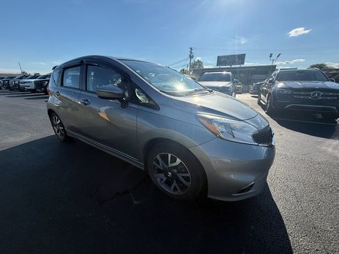 Used 2015 Nissan Versa Note SR w/ Interior Illumination Package FWD image 1