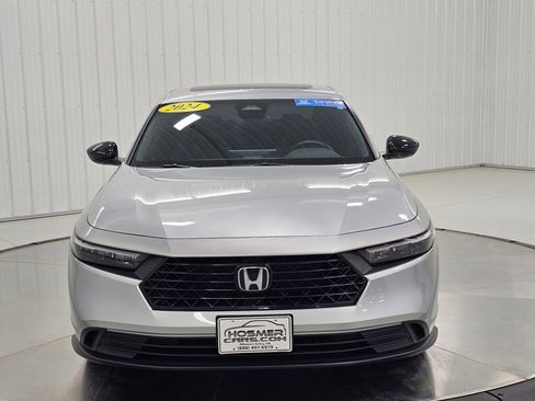 Used 2024 Honda Accord Sport image 8