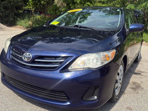 Used 2013 Toyota Corolla LE FWD image 9