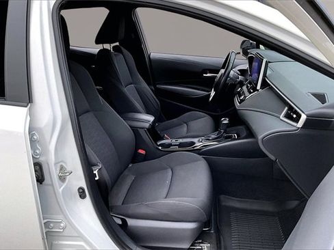 Used 2024 Toyota Corolla SE image 26