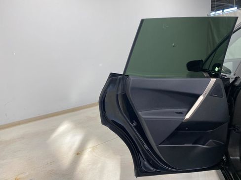 Used 2026 BMW iX xDrive45 w/ Executive Package image 23