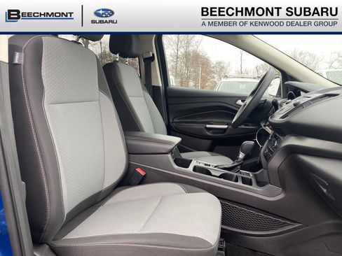 Used 2017 Ford Escape SE image 25