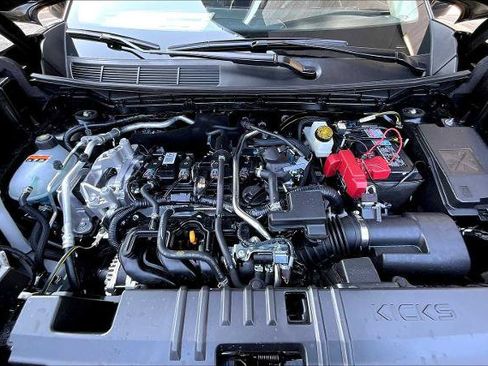Certified 2026 Nissan Kicks SR FWD image 16
