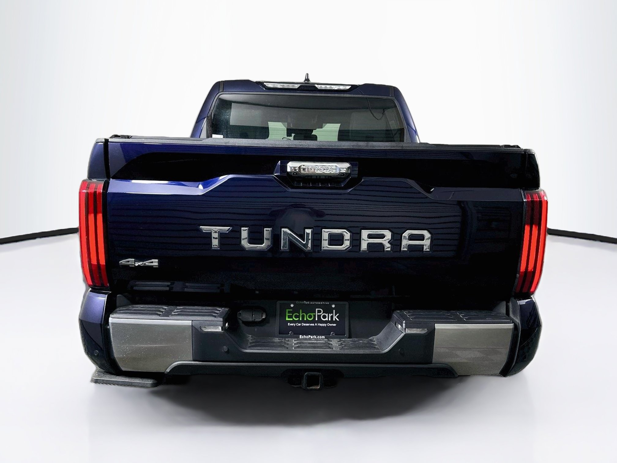 Used 2024 Toyota Tundra Limited w/ Power Package AWD/4WD image 7
