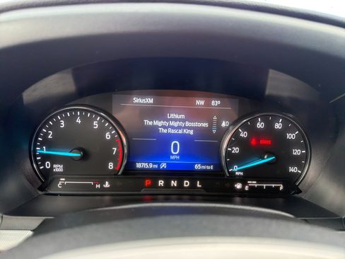 Used 2023 Ford Explorer XLT w/ Equipment Group 202A AWD/4WD image 17