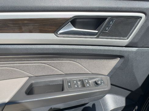 Used 2022 Volkswagen Atlas SE image 13