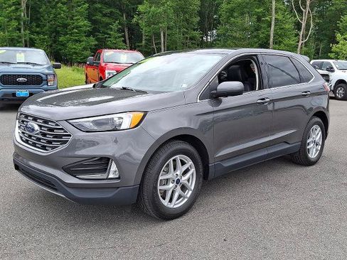 Certified 2022 Ford Edge SEL w/ Convenience Package AWD/4WD image 3