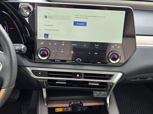 Used 2024 Lexus RX 350 w/ Convenience Package image 22