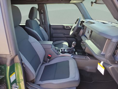 New 2025 Ford Bronco 4-Door w/ Sasquatch Package image 31