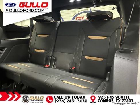 Used 2024 GMC Yukon AT4 w/ AT4 Premium Plus Package AWD/4WD image 13