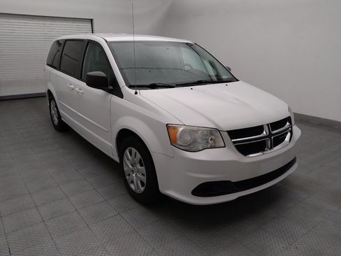 Used 2016 Dodge Grand Caravan SE w/ Quick Order Package 29E SE FWD image 13