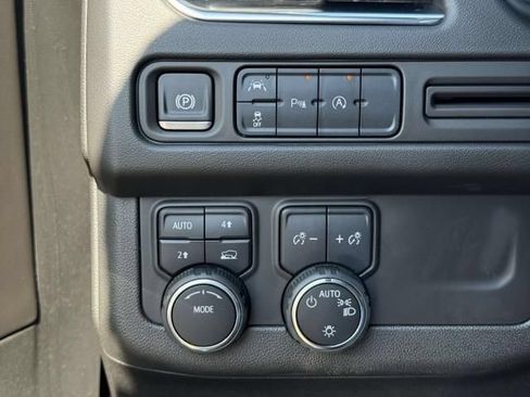 Used 2024 Chevrolet Tahoe LT AWD/4WD image 20